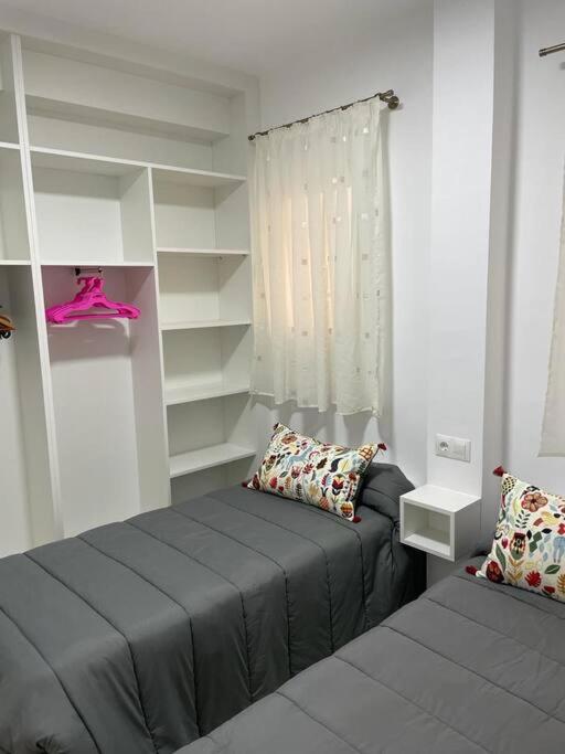 Reformado Con Vistas Al Mar Apartment เนร์คา ภายนอก รูปภาพ